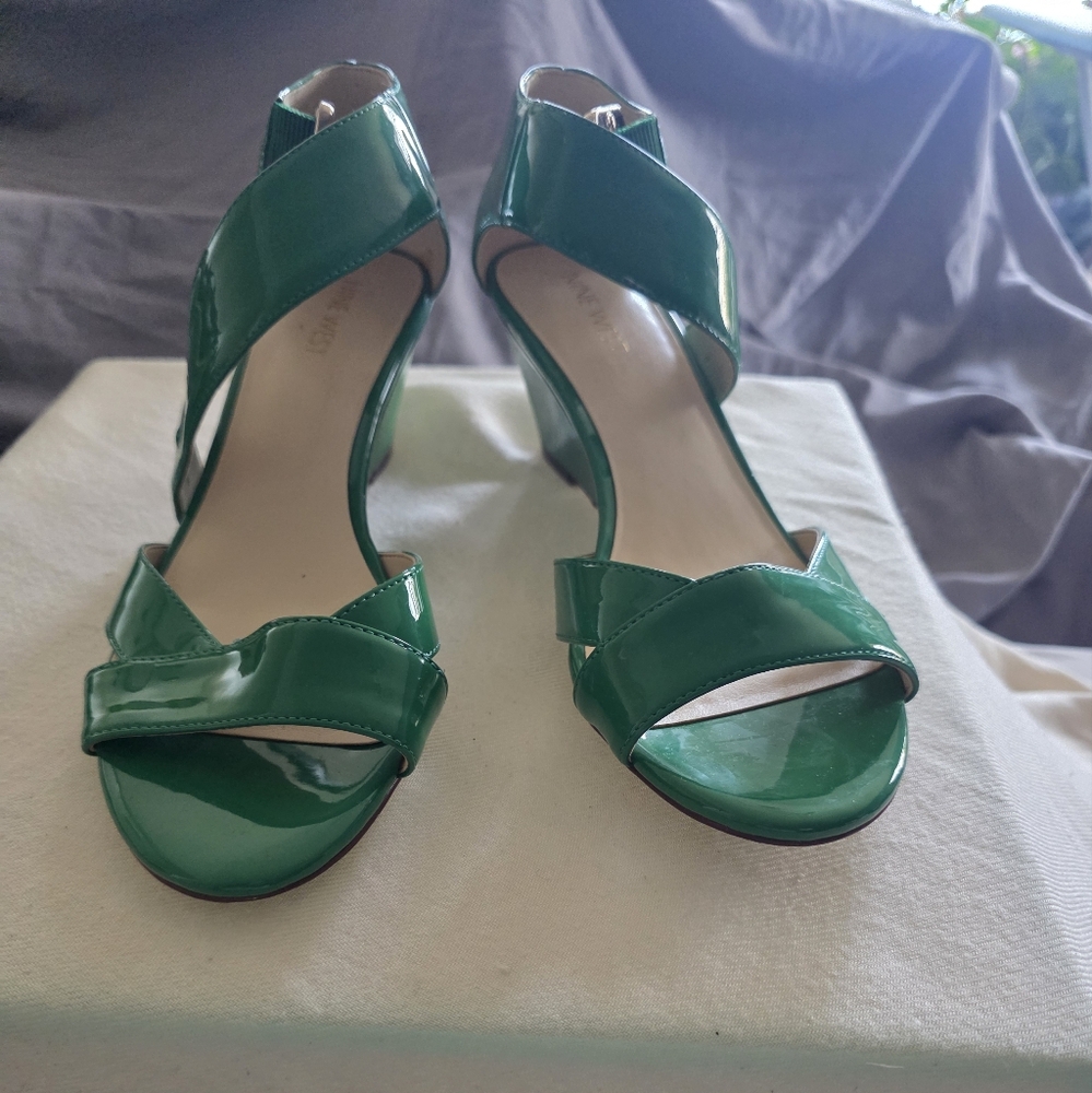 Nine West Green Patent Leather Women's Heels
